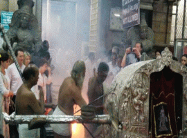 Madurai: Meenakshi Amman Temple Night Ceremony